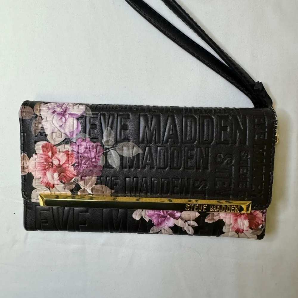 Steve Madden Floral‎ Embossed Logo Wristlet Wallet Clutch Black/Gold